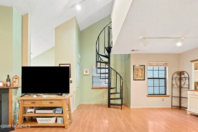111 Violet Lane, Jackson, NJ 08527
