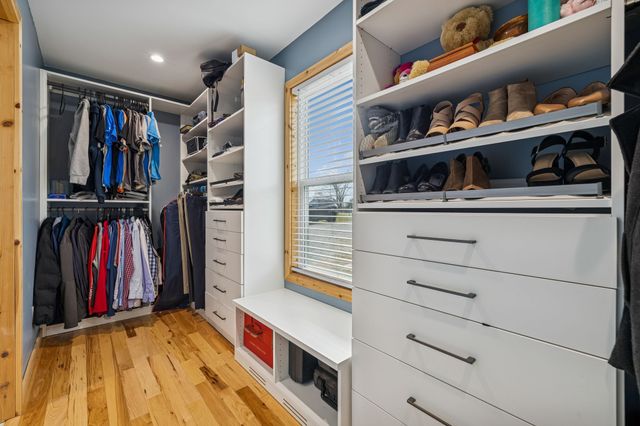 2717 Longstreet Ave, Pleasant View, TN 37146