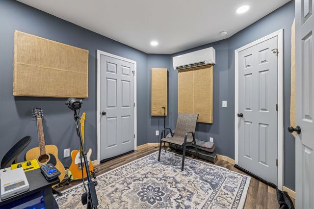 2717 Longstreet Ave, Pleasant View, TN 37146