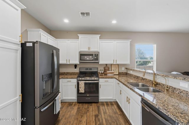 11397 W Caliche Drive, Marana, AZ 85658