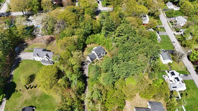 137A Court Street, Exeter, NH 03833