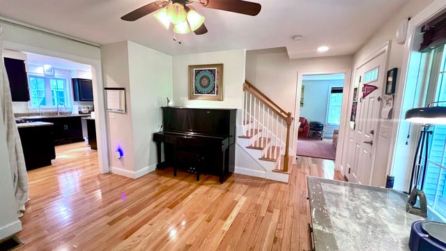 137A Court Street, Exeter, NH 03833