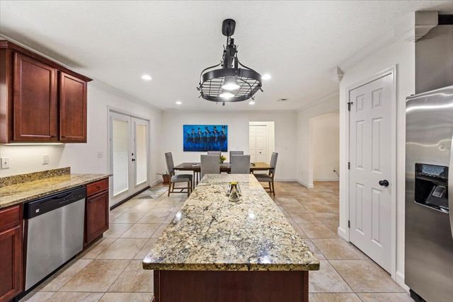 701 Hart Street, Fort Walton Beach, FL 32547