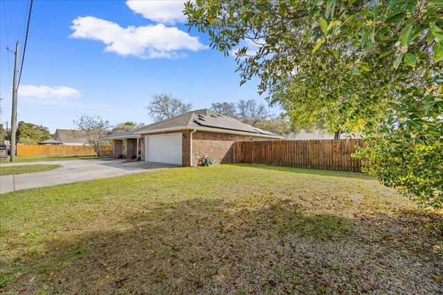 701 Hart Street, Fort Walton Beach, FL 32547