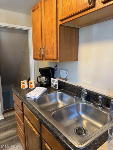 24991 Euclid Avenue, Euclid, OH 44117