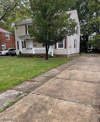 24991 Euclid Avenue, Euclid, OH 44117