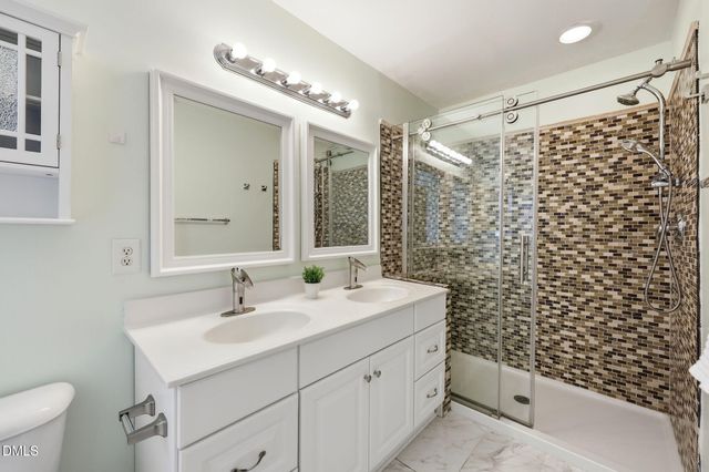 4232 Dalcross Road, Raleigh, NC 27610