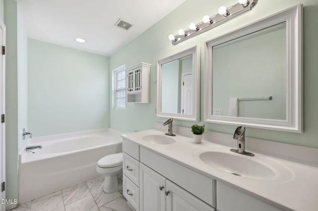 4232 Dalcross Road, Raleigh, NC 27610