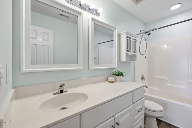 4232 Dalcross Road, Raleigh, NC 27610
