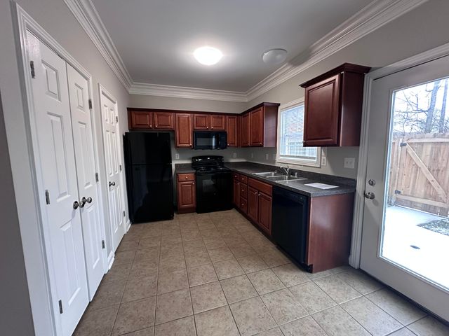 209 Old Todds Road 4111, Lexington, KY 40509