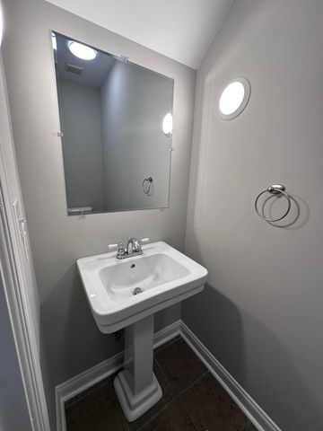 209 Old Todds Road 4111, Lexington, KY 40509