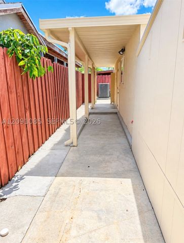 30233 SW 161st Ct, Homestead, FL 33033