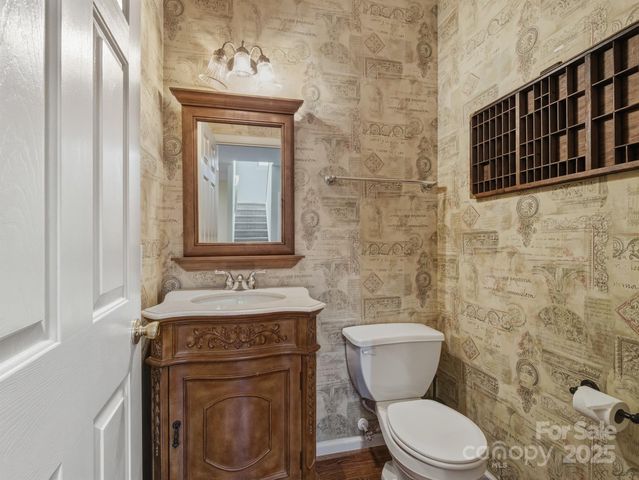 106 Rolling Stone Court, Mooresville, NC 28117