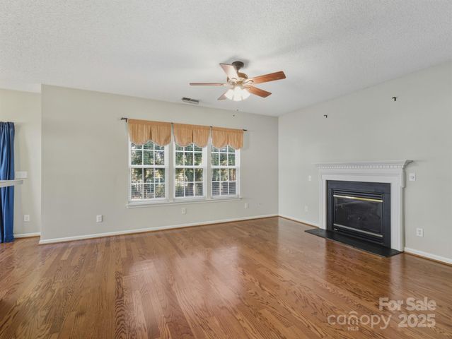 106 Rolling Stone Court, Mooresville, NC 28117