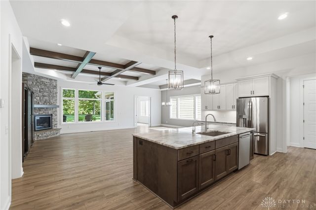 915 Hidden Branches Drive, Washington Twp, OH 45458