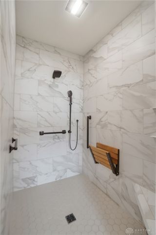 915 Hidden Branches Drive, Washington Twp, OH 45458