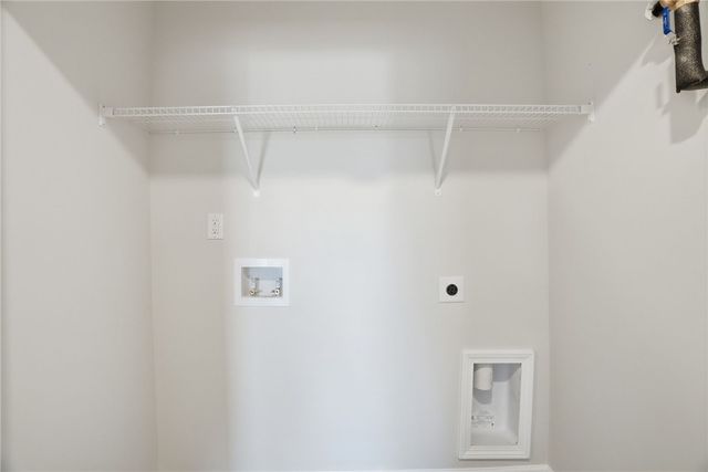 319 Lilac Loop, Greenwood, SC 29646