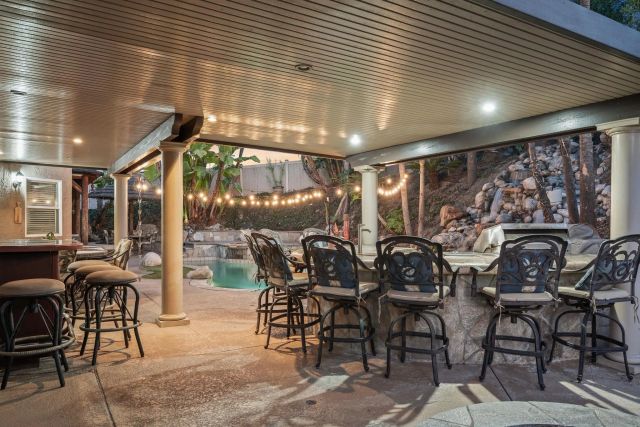 1180 Academy Ln, Vista, CA 92081