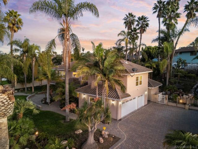 1180 Academy Ln, Vista, CA 92081