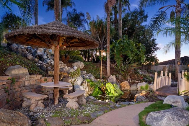 1180 Academy Ln, Vista, CA 92081