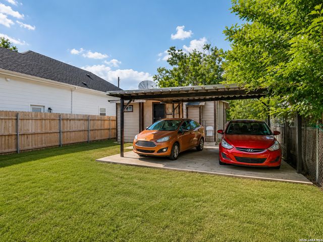 214 Castroville, San Antonio, TX 78207