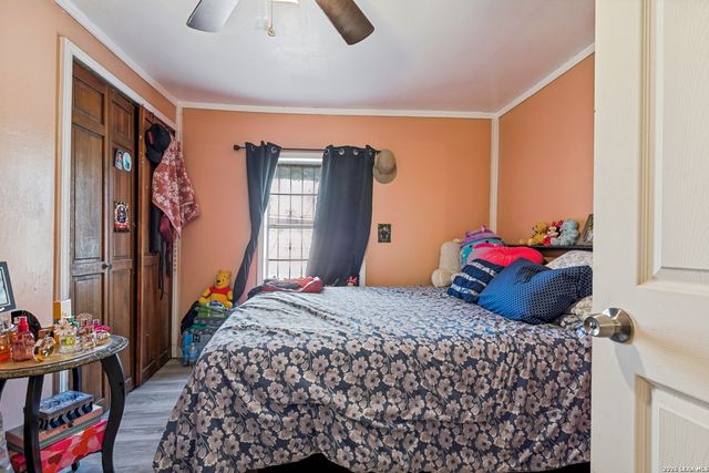 214 Castroville, San Antonio, TX 78207
