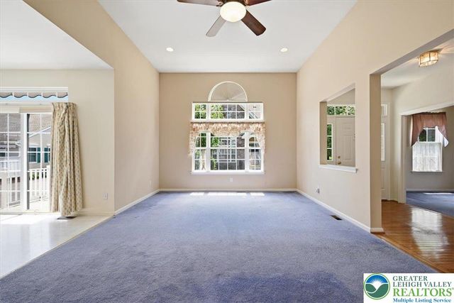 1888 Jeanine Way, Hellertown Boro, PA 18055