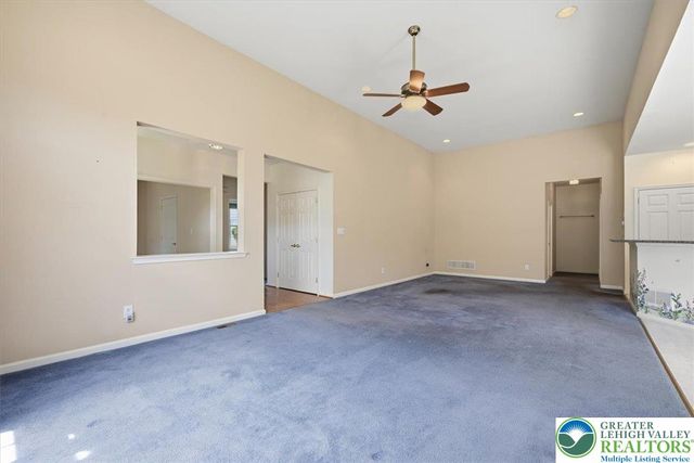1888 Jeanine Way, Hellertown Boro, PA 18055
