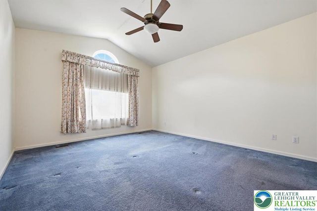 1888 Jeanine Way, Hellertown Boro, PA 18055