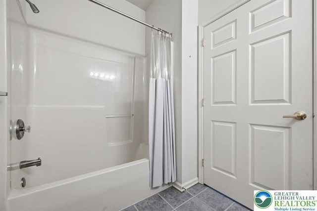 1888 Jeanine Way, Hellertown Boro, PA 18055