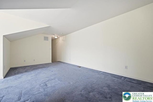 1888 Jeanine Way, Hellertown Boro, PA 18055