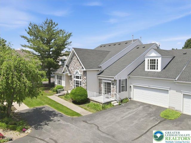 1888 Jeanine Way, Hellertown Boro, PA 18055