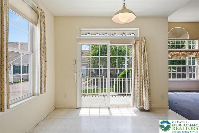 1888 Jeanine Way, Hellertown Boro, PA 18055