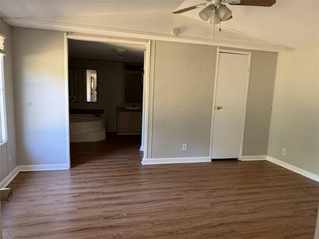 10779 Doe Hill Road, Montgomery, TX 77316