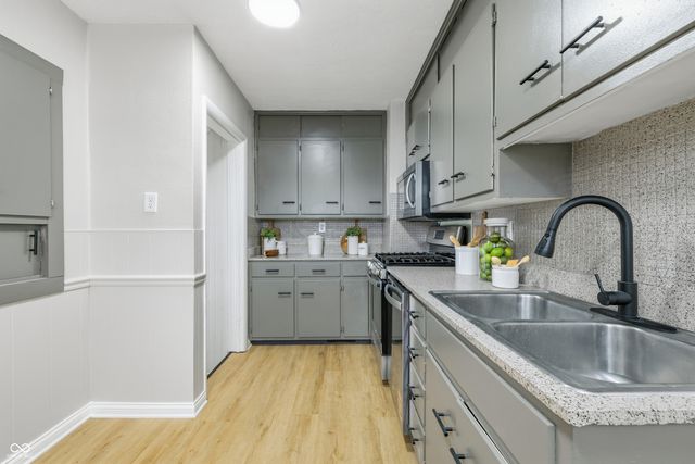 216 Haverhill Drive, Anderson, IN 46013