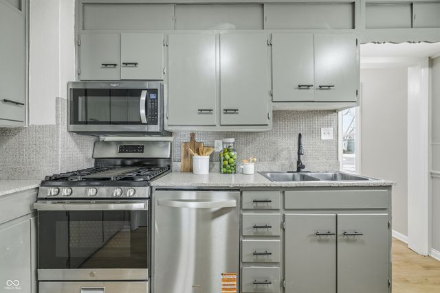 216 Haverhill Drive, Anderson, IN 46013