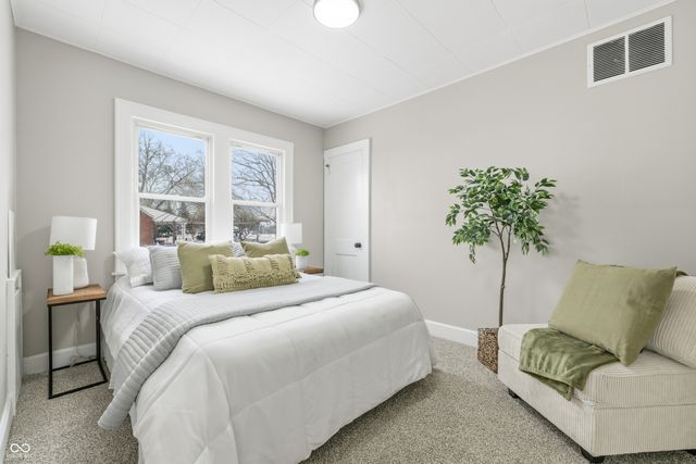 216 Haverhill Drive, Anderson, IN 46013