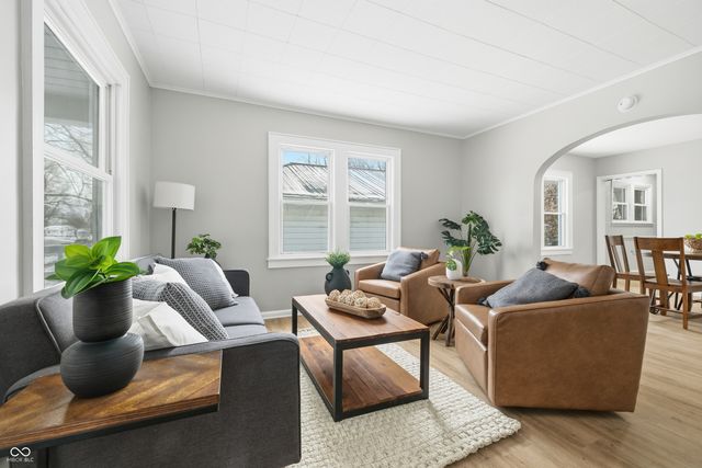 216 Haverhill Drive, Anderson, IN 46013