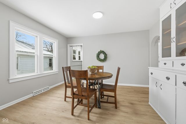 216 Haverhill Drive, Anderson, IN 46013