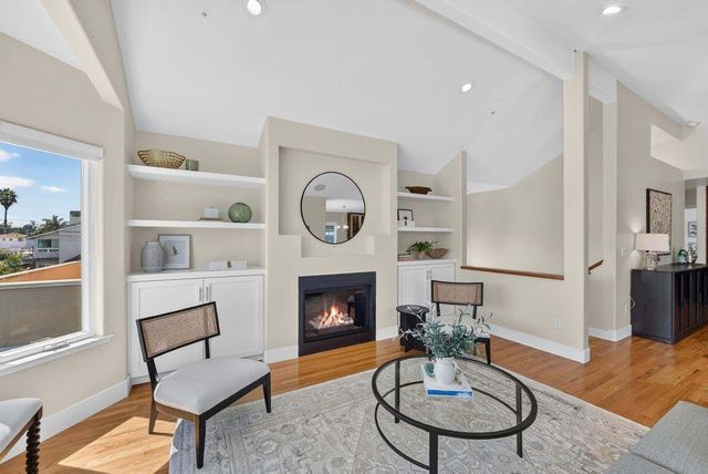 3813 Floral, Santa Cruz, CA 95062