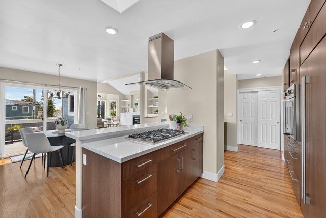 3813 Floral, Santa Cruz, CA 95062
