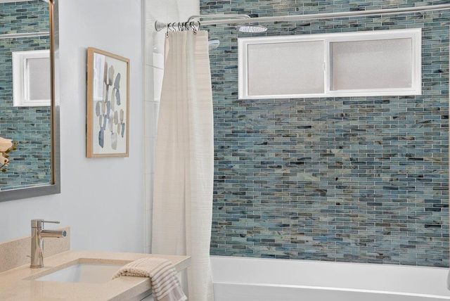 3813 Floral, Santa Cruz, CA 95062