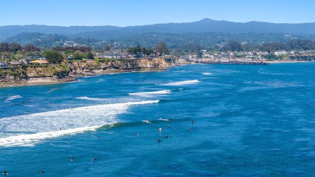 3813 Floral, Santa Cruz, CA 95062