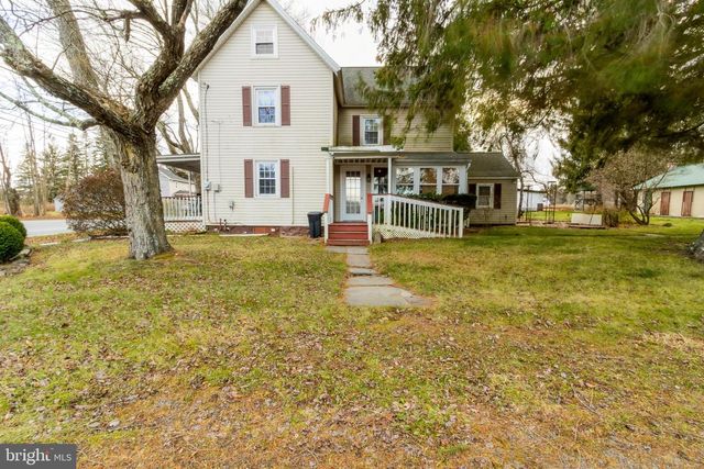 1615 CHURCH ST, Tobyhanna, PA 18466