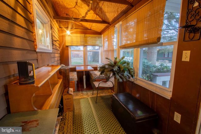 1615 CHURCH ST, Tobyhanna, PA 18466