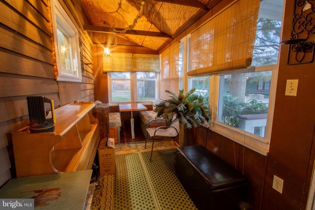 1615 CHURCH ST, Tobyhanna, PA 18466