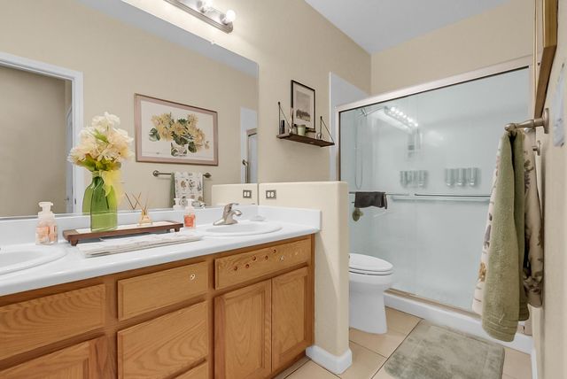 1929 Sparrowhawk St, Manteca, CA 95337