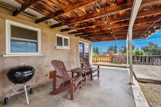 1488 Lily Avenue, El Cajon, CA 92021