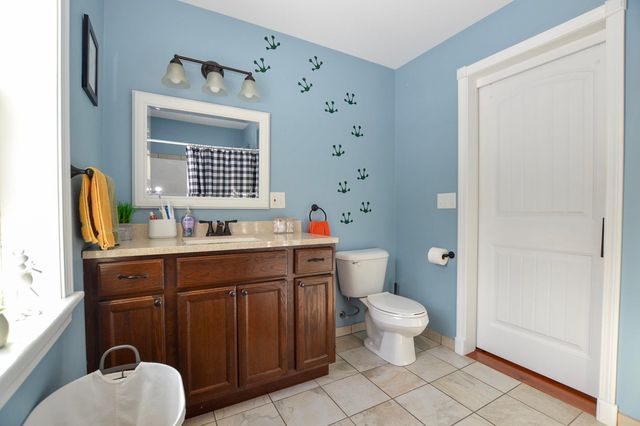 1708 Bovat Road, Georgia, VT 05454