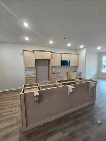 2302 N Zane Street, Siloam Springs, AR 72761